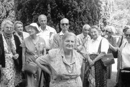 Des membres du Groupe F & O à Saint-Saturnin (juillet 2000)